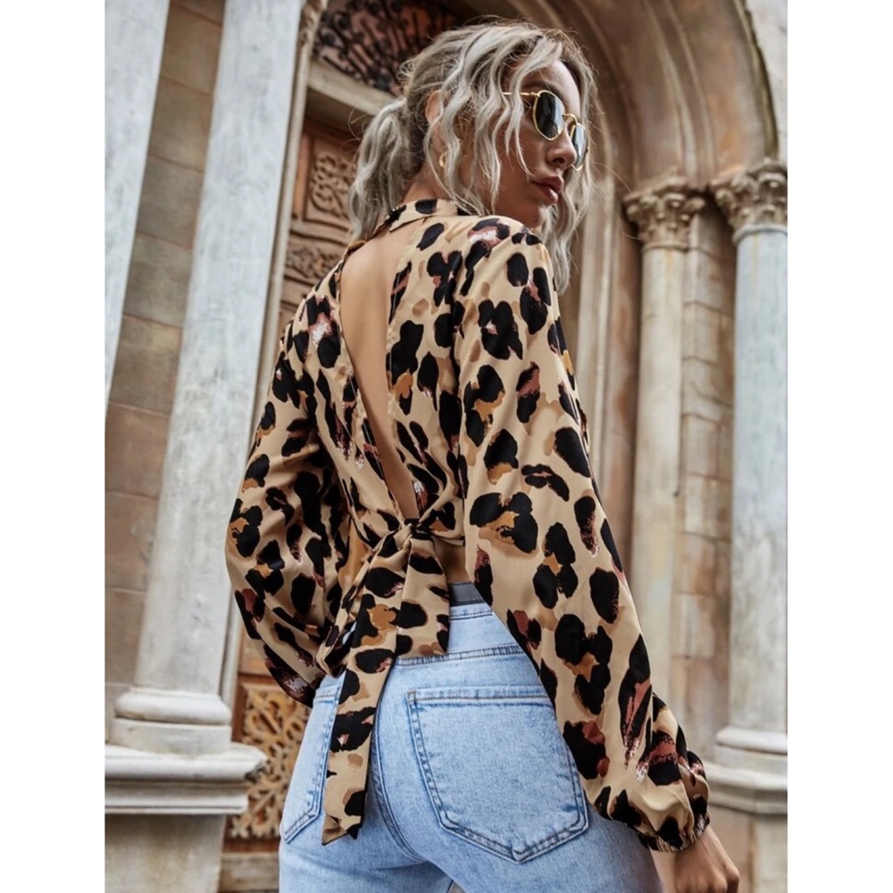 Leopard Print Open-Back Mock Neck Top